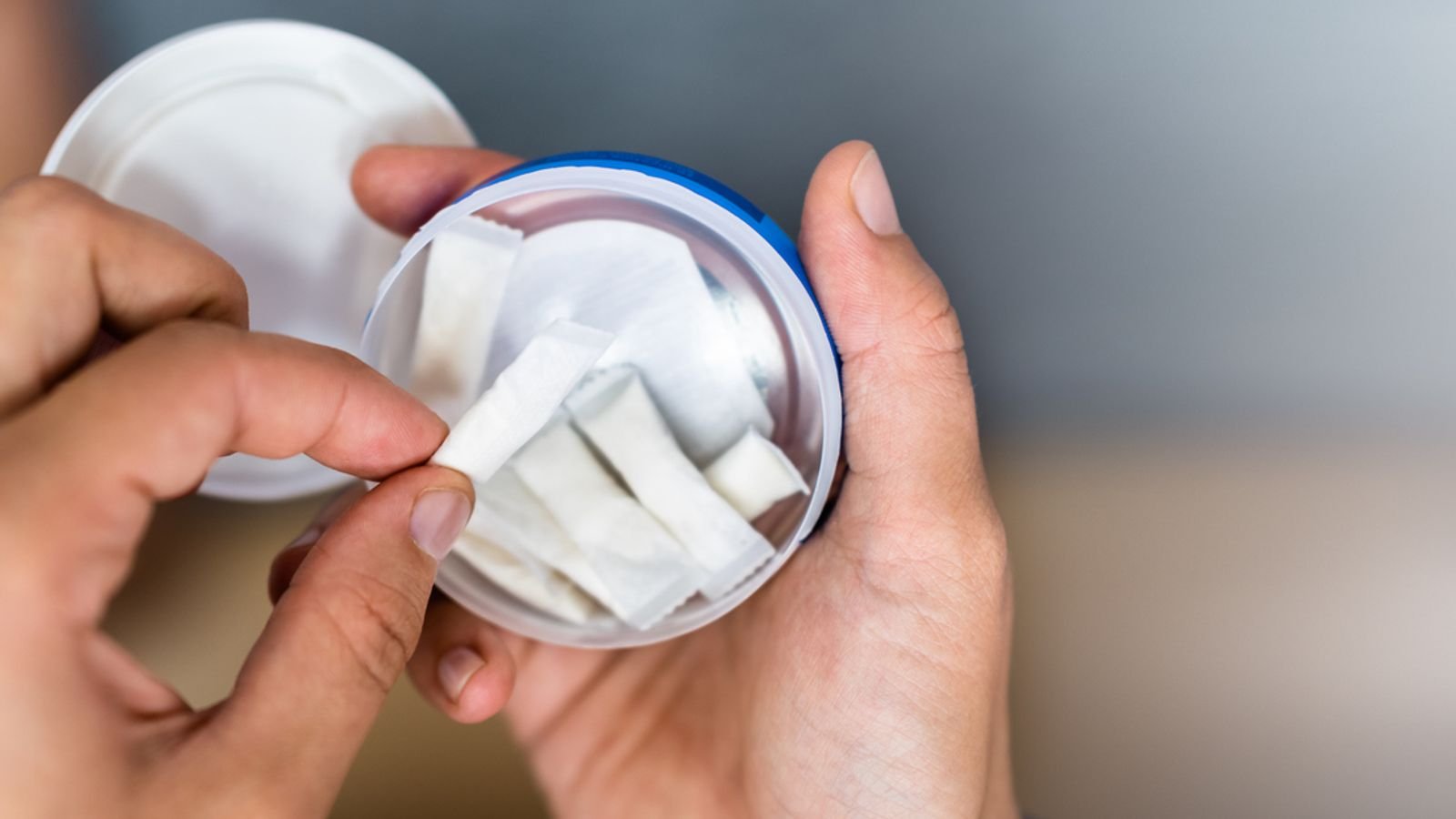 What Is Snus and How Does It Work