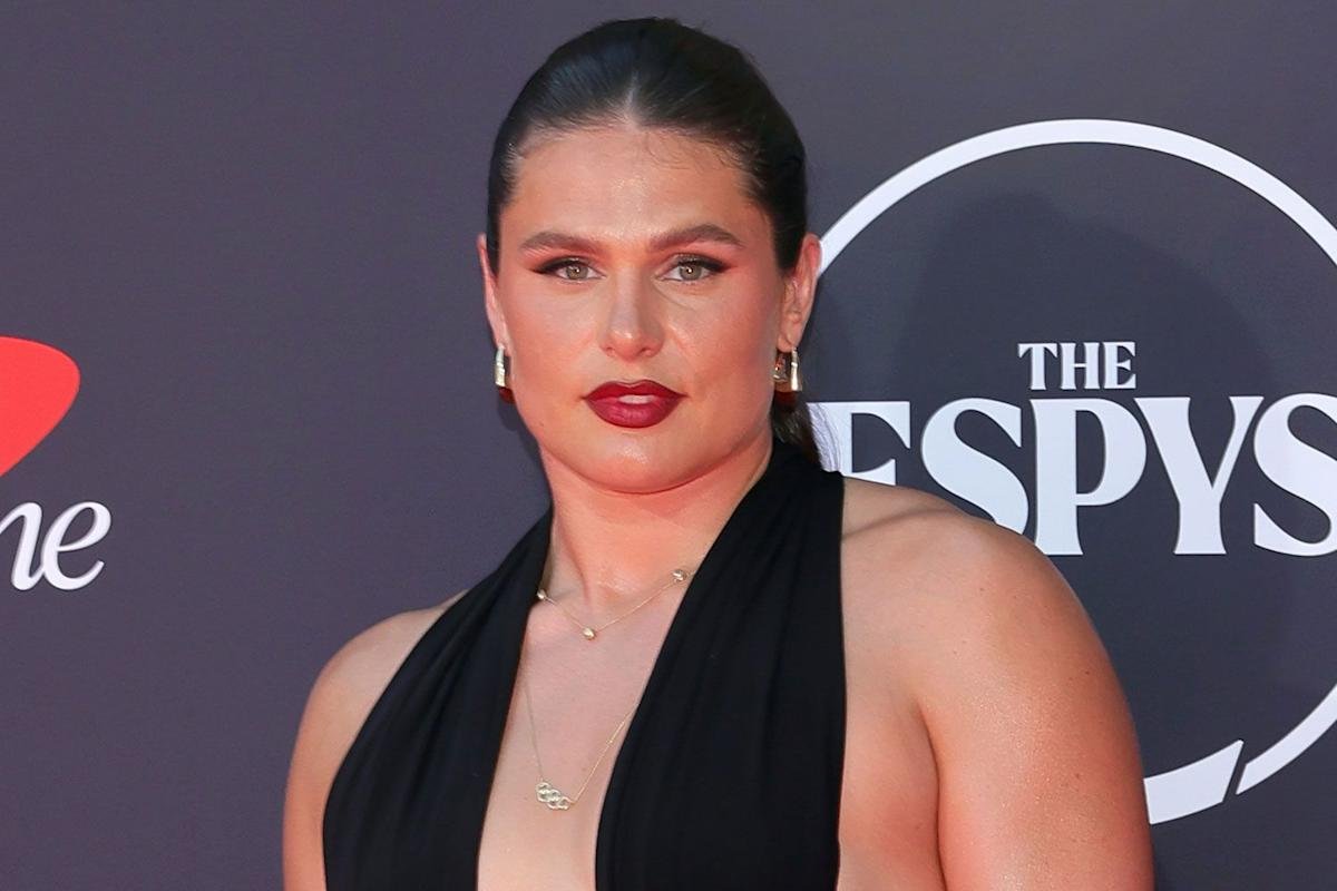 Ilona Maher Naked: Rugby Star’s Viral Photos and Career
