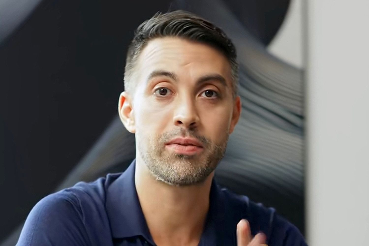 Xsuit CEO Apology Email Sparks Customer Backlash